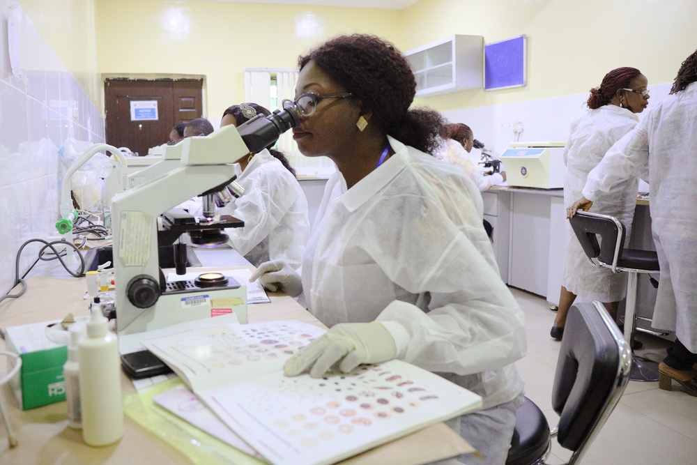 WRAIR and Partners Develop Nigeria’s First-Ever Malaria Slide Bank