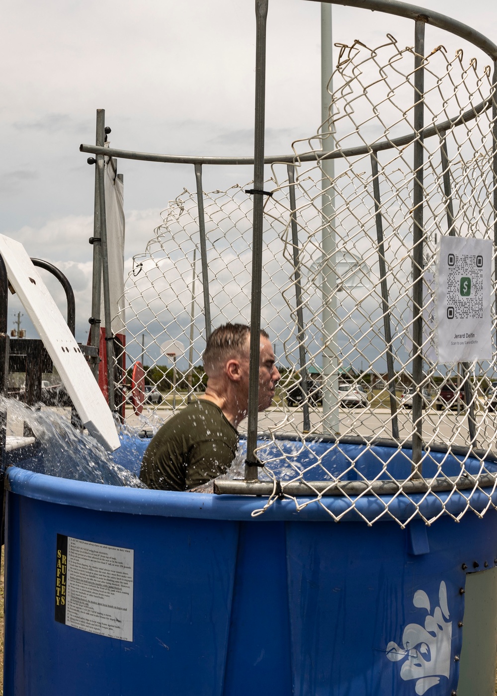 II MEF Information Group Families, U.S. Marines enjoy unit Beach Bash