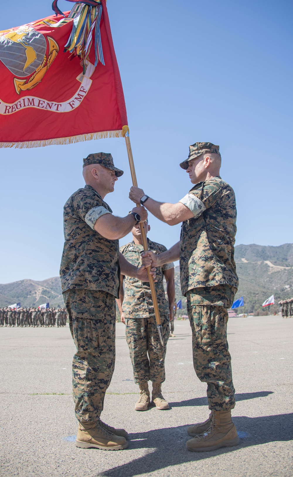 DVIDS - Images - 1st Marine Regiment Change Of Command [Image 5 Of 9]