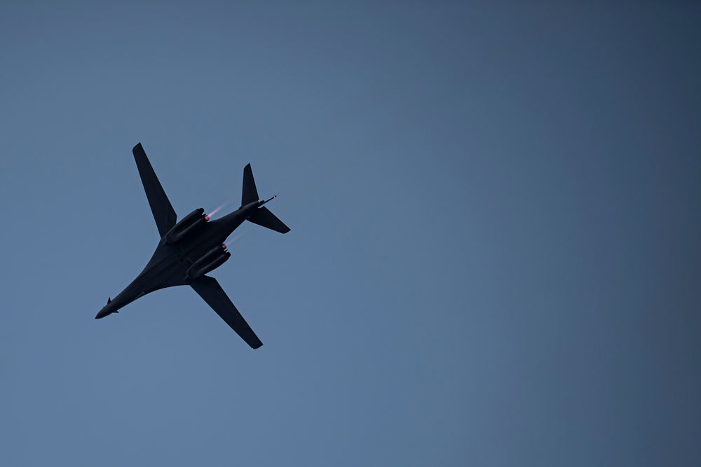 B-1Bs Land in Guam