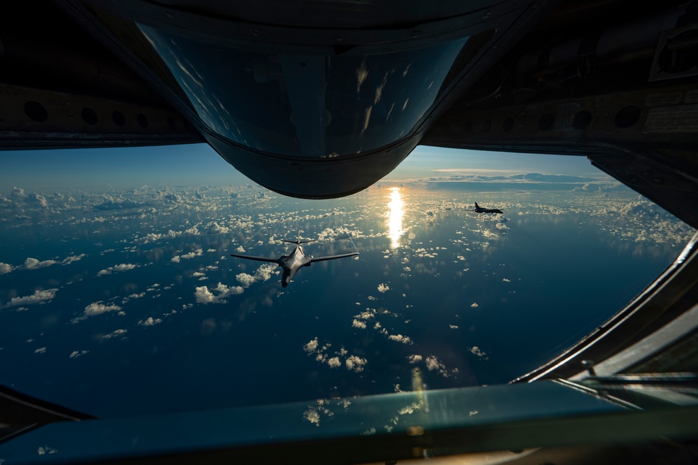 Bomber Task Force Refuels with 506th Expeditionary Air Refueling Squadron