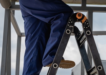 6th Medical Group airmen step into the maintenance world