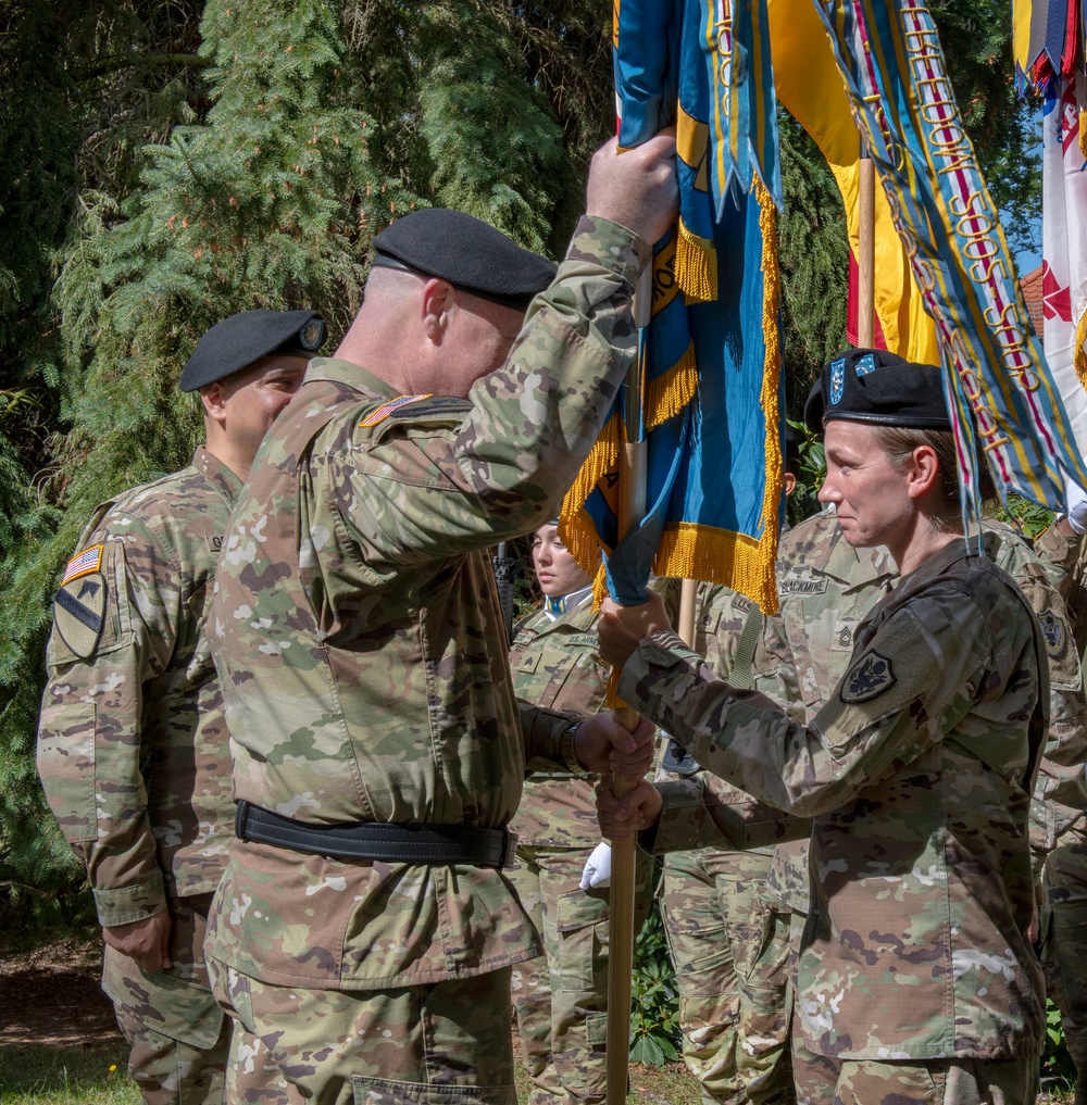 DLA Troop Support Europe &amp; Africa Change of Command