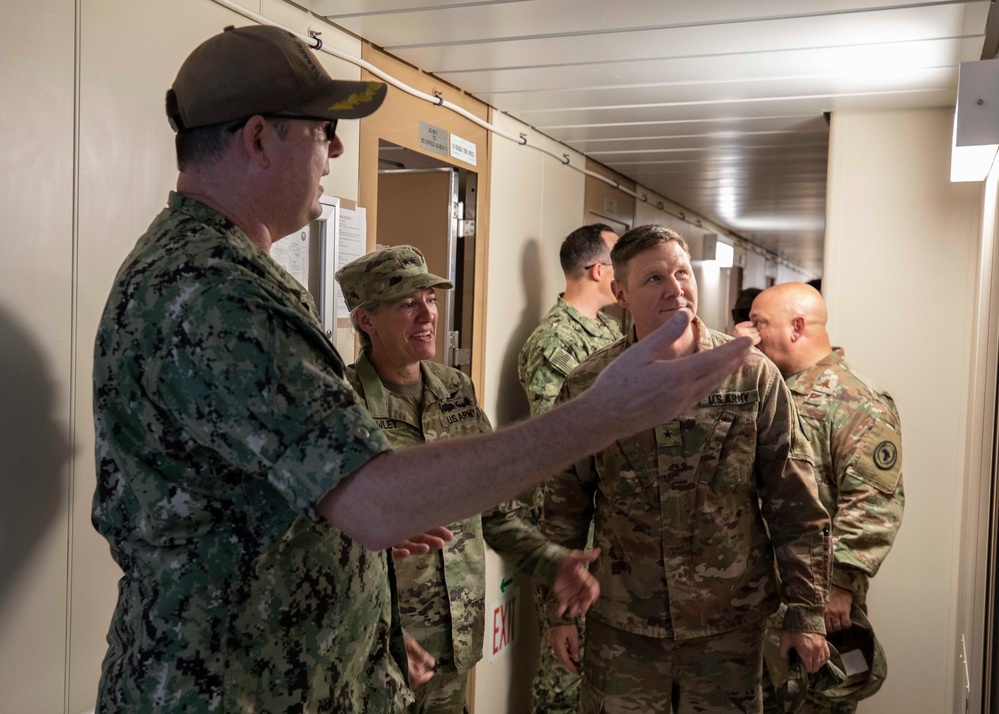 USS Hershel &quot;Woody&quot; Williams (ESB 4) hosts Commander, Combined Joint Task Force-Horn of Africa.