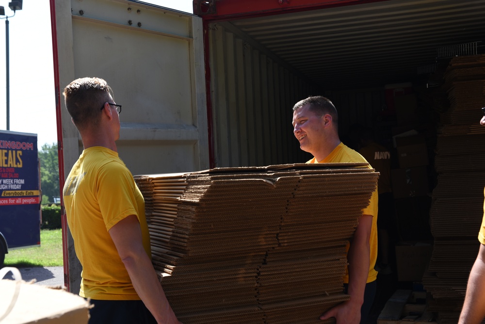 Sailors volunteer at For The Kingdom during Navy Week Memphis