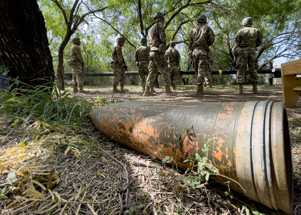 Space Force Basic Training FLT-459 participates in the 'BEAST' obstacle course, at Joint Base San Antonio-Chapman Annex, Texas, June 13, 2022.