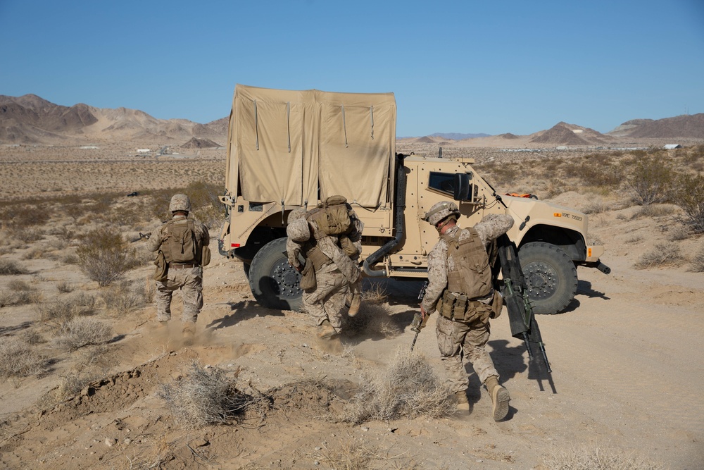 13th MEU Marines Conduct MIT