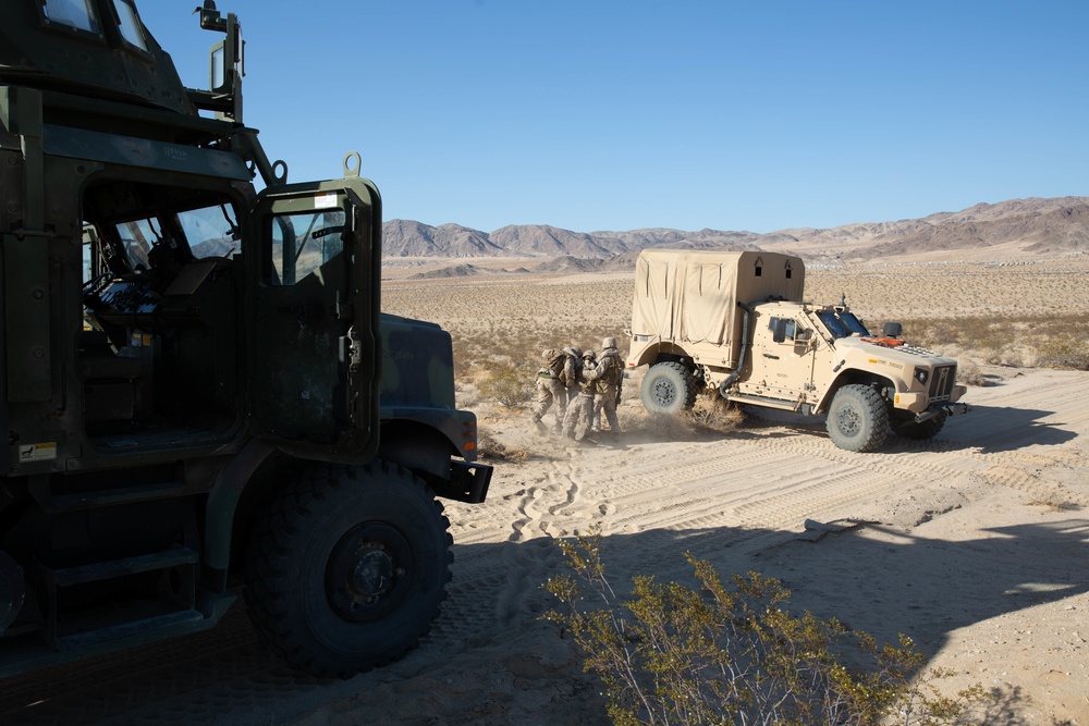 13th MEU Marines Conduct MIT