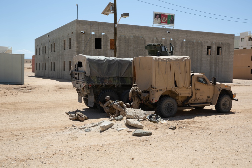 13th MEU Marines Conduct MIT Day Two