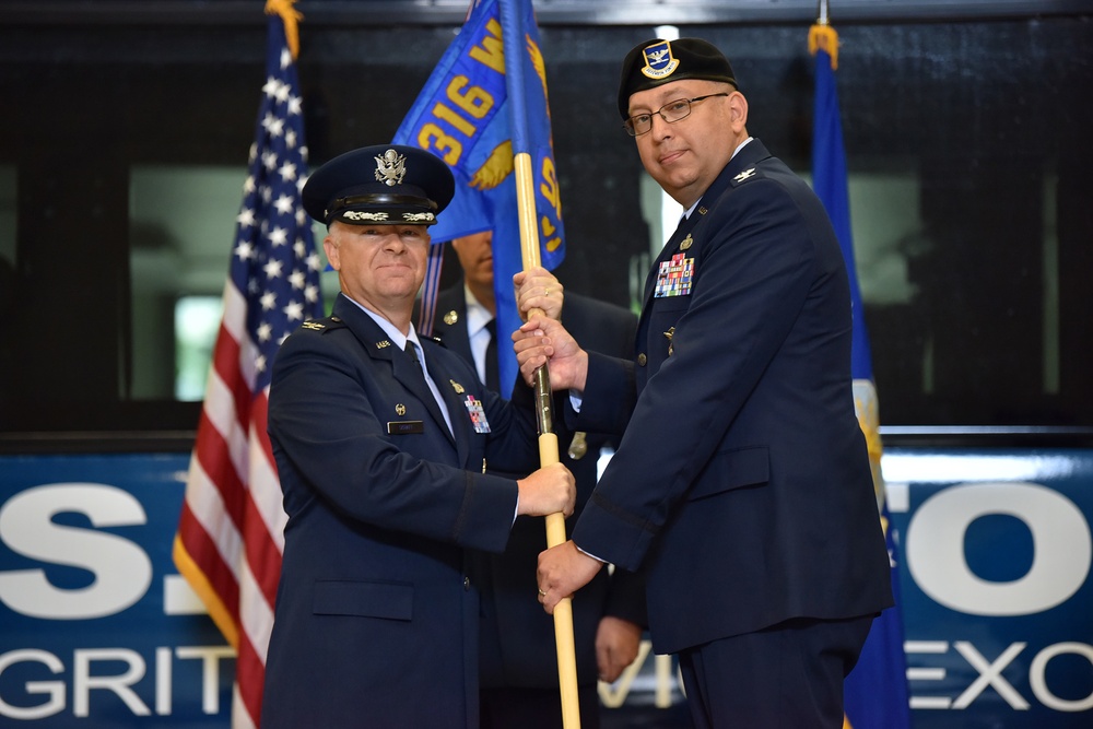 316th SFG changes command