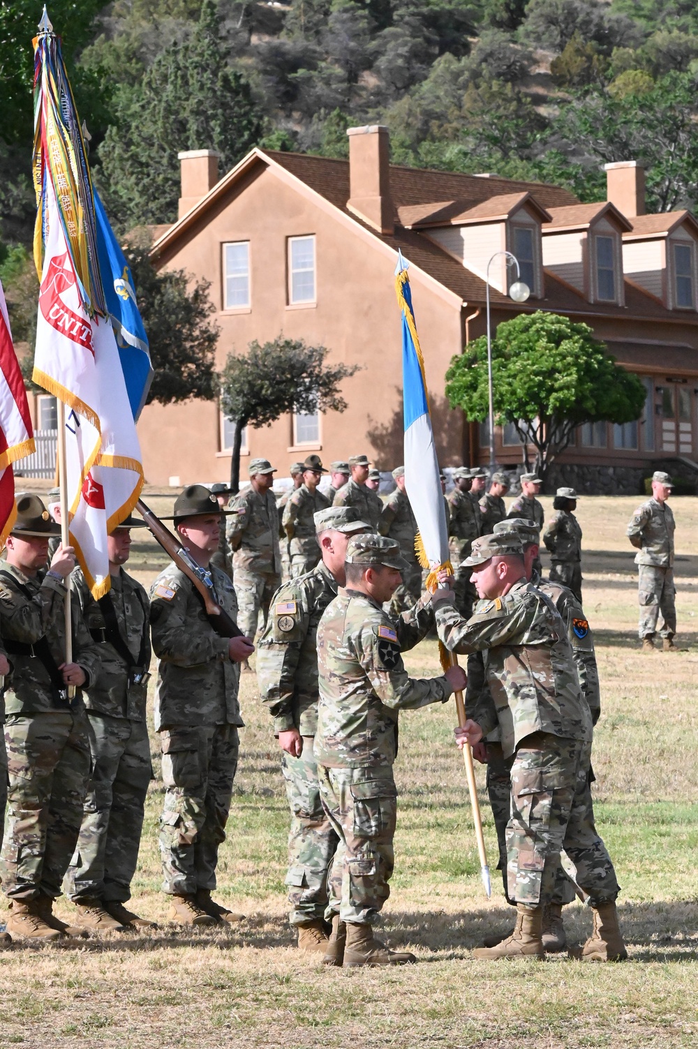 “Phoenix” Brigade welcomes new commander during change of command ceremony