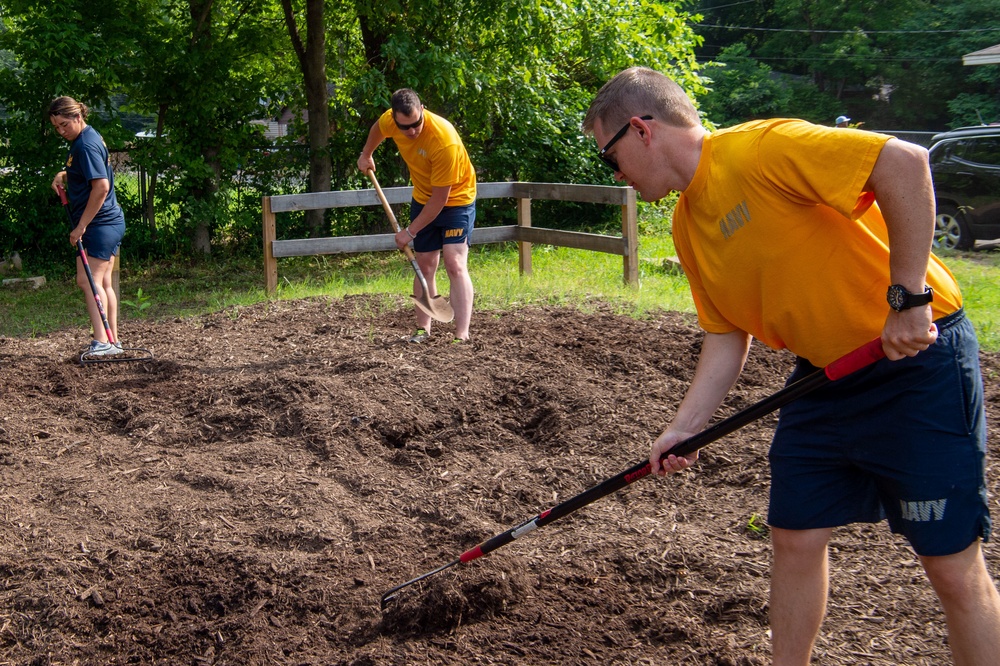 Sailors volunteer for Memphis Tilth during Memphis Navy Week