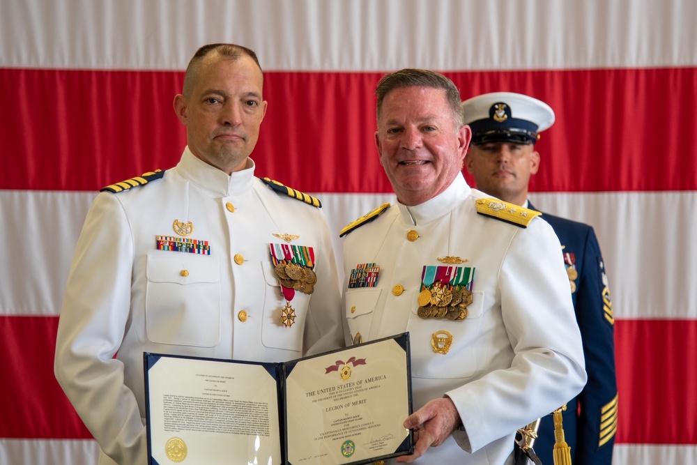 Coast Guard Air Station Miami holds change of command ceremony