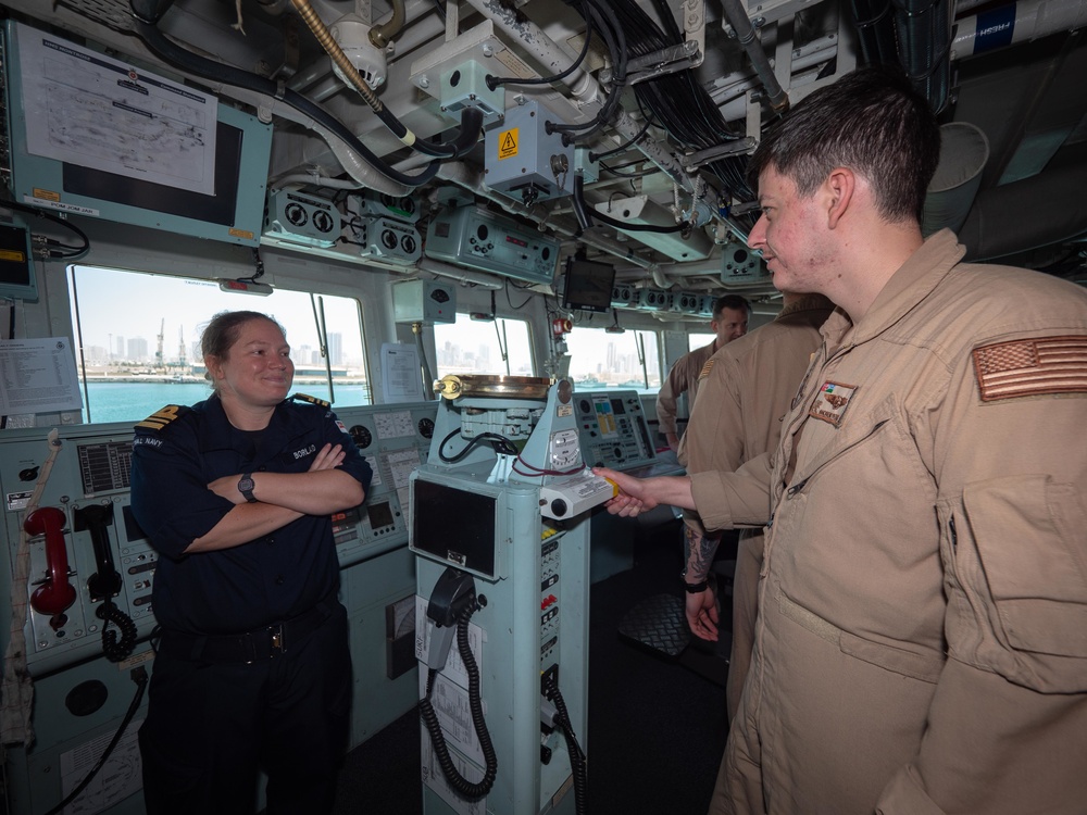 VP-46 tours HMS Montrose