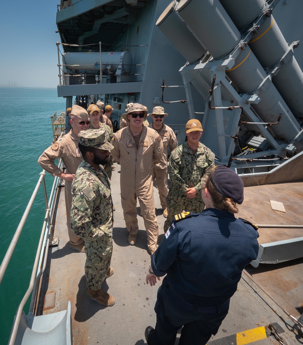 VP-46 tours HMS Montrose