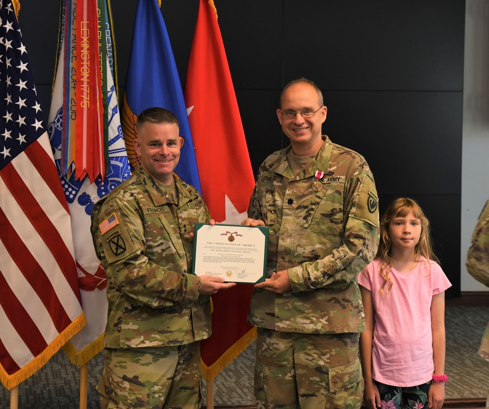 LTC Lovelace Receives Award