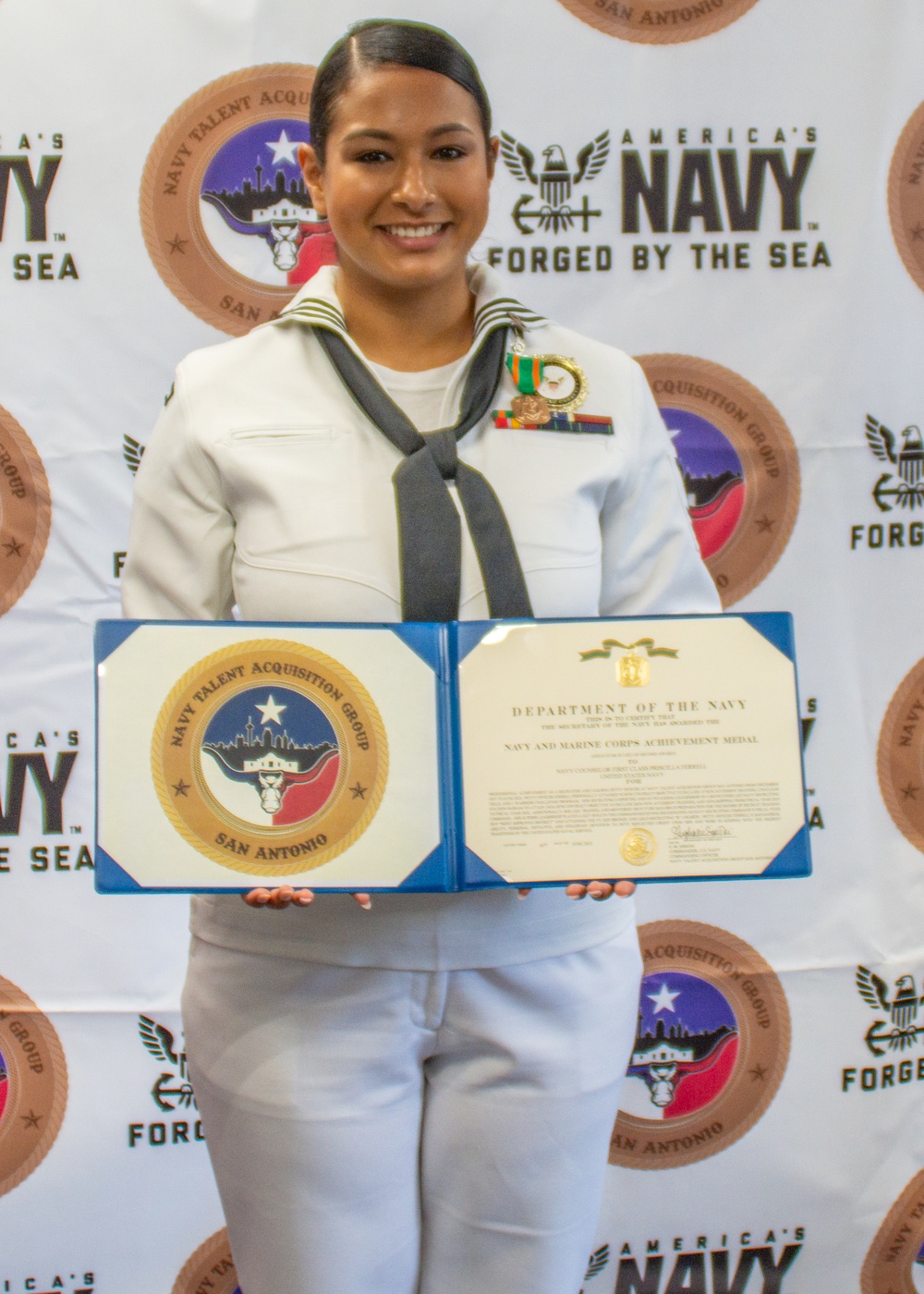 Dvids News San Antonio Native Earns Navy And Marine Corps Achievement Medal 