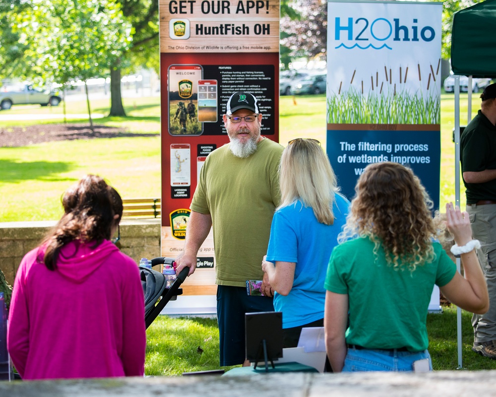 Wright-Patt Pollinator Expo creates buzz on and off base