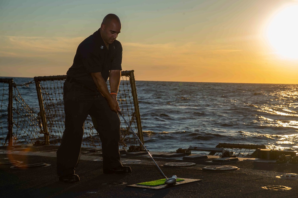 USS Jason Dunham (DDG 109) MWR Father's Day Golf