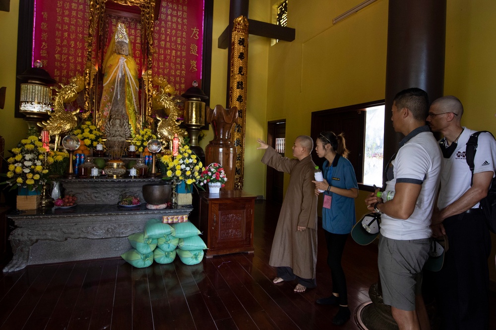 Pacific Partnership 2022 crew participates in Vietnamese Cultural Tour during Pacific Partnership 2022