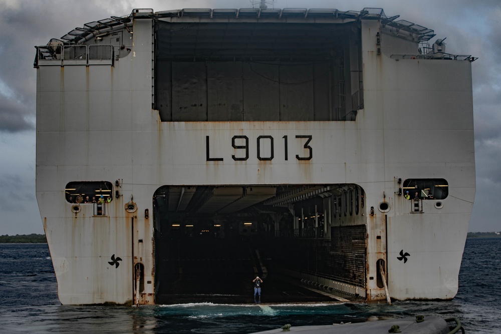 Stern gate marriage with the French Navy Mistral