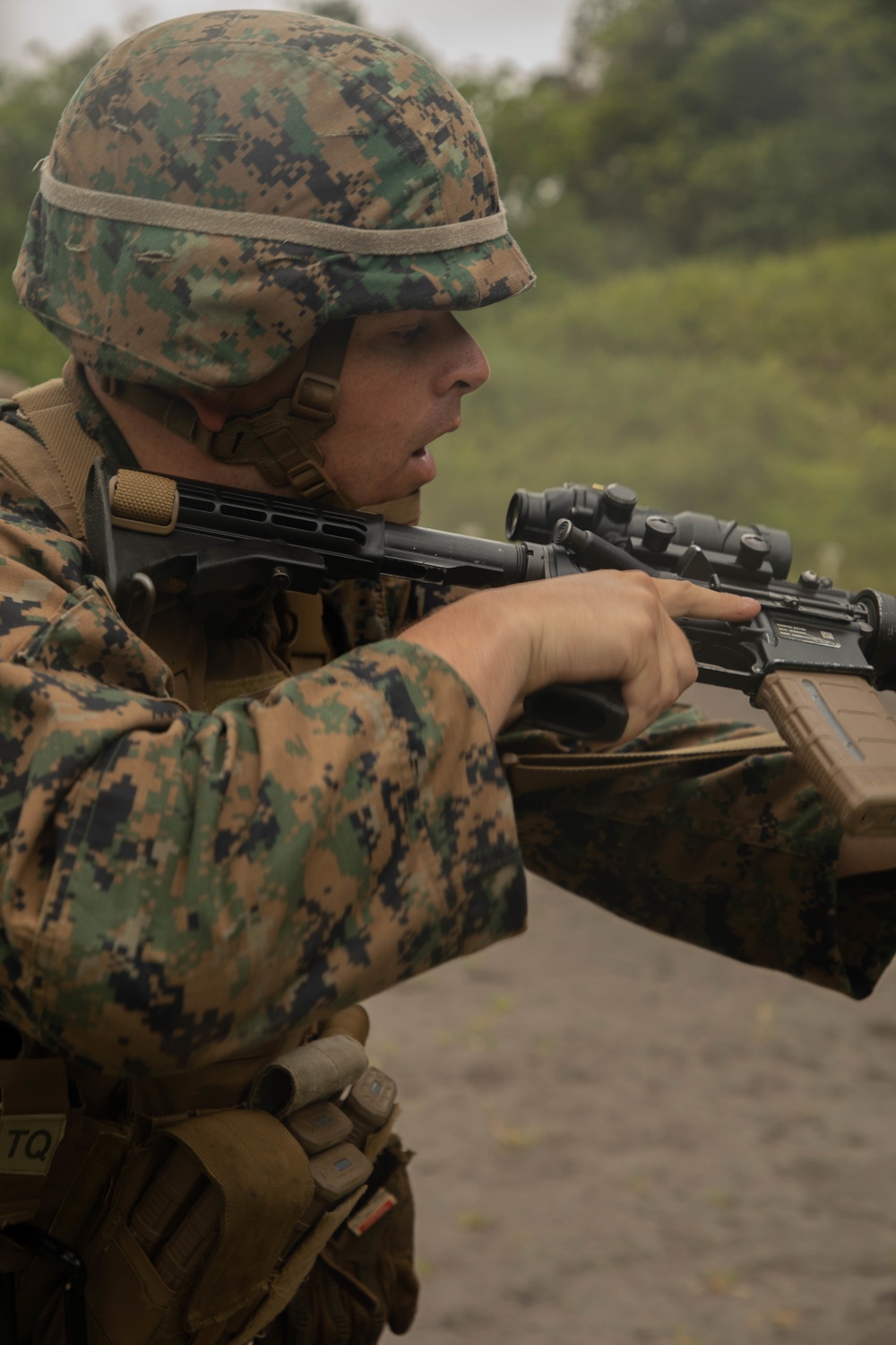 U.S. and French Marines conduct a range in Martinique