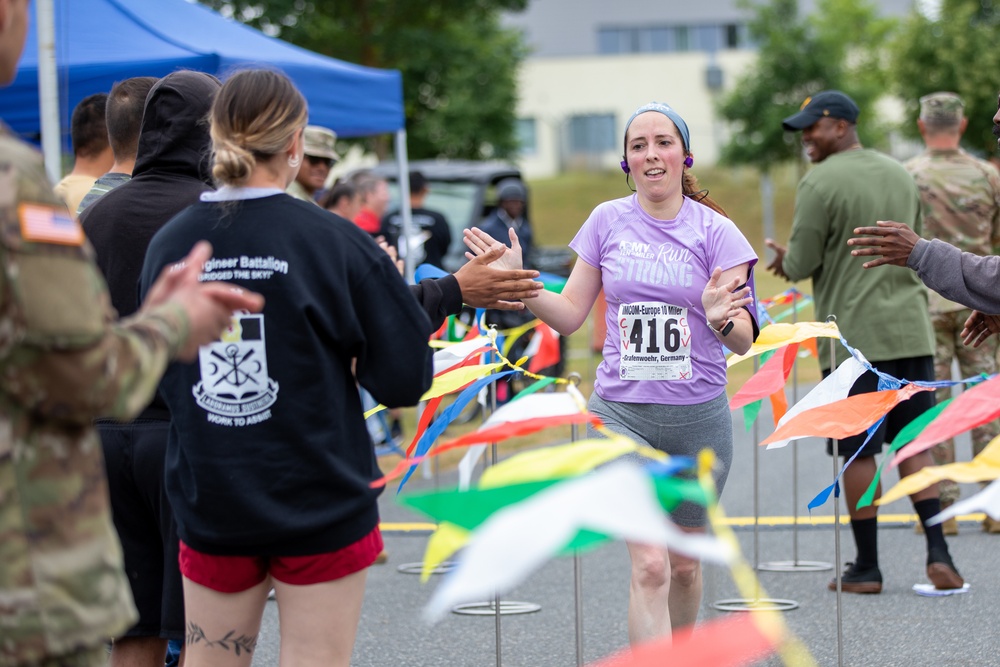 Runners race for a spot in the Army Ten Mile qualifier