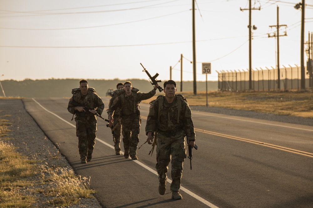 Soldiers compete in the III Armored Corps Best Squad Competition 2022