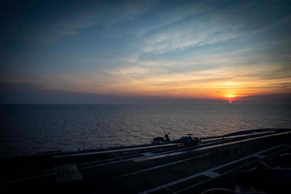 Flight Operations Aboard USS George H.W. Bush (CVN 77)