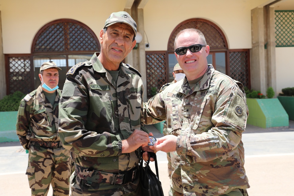 Distinguished guests from U.S. military greet U.S. and Moroccan military members outside Cap Draa during African Lion 22 at Tan Tan, Morocco