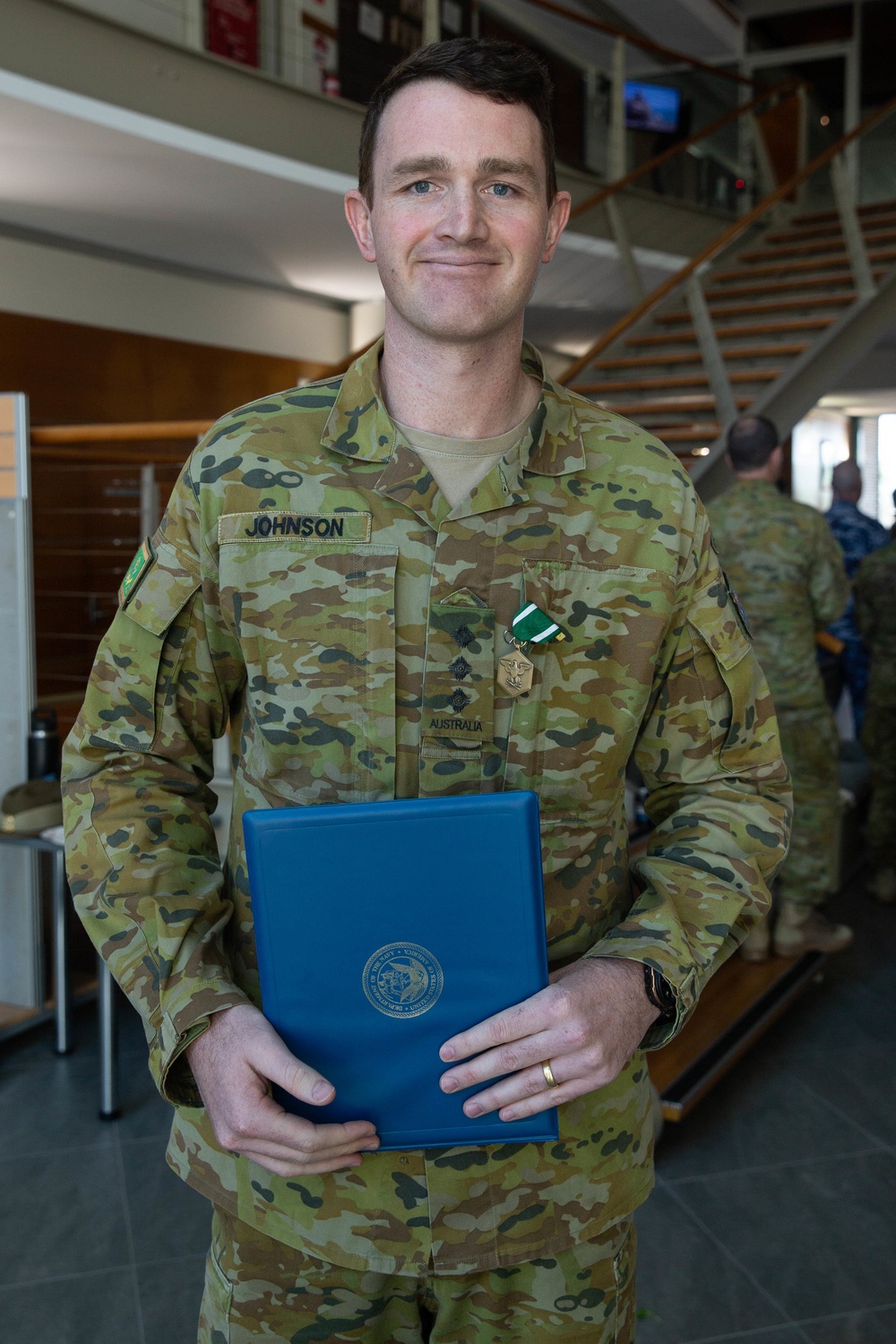 MRF-D 22: Member of Australian Army receives Navy and Marine Corps Commendation Medal