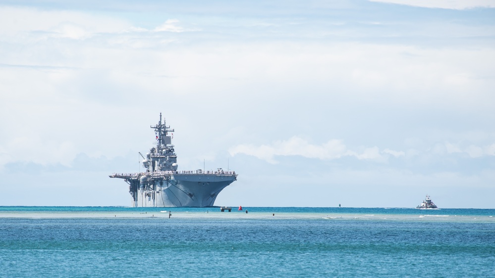 USS Essex (LHD 2) arrives at Pearl Harbor for RIMPAC 2022