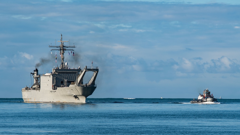 Mexican Navy tank landing ship ARM Usumacinta (A-412) arrives at Pearl Harbor for RIMPAC 2022