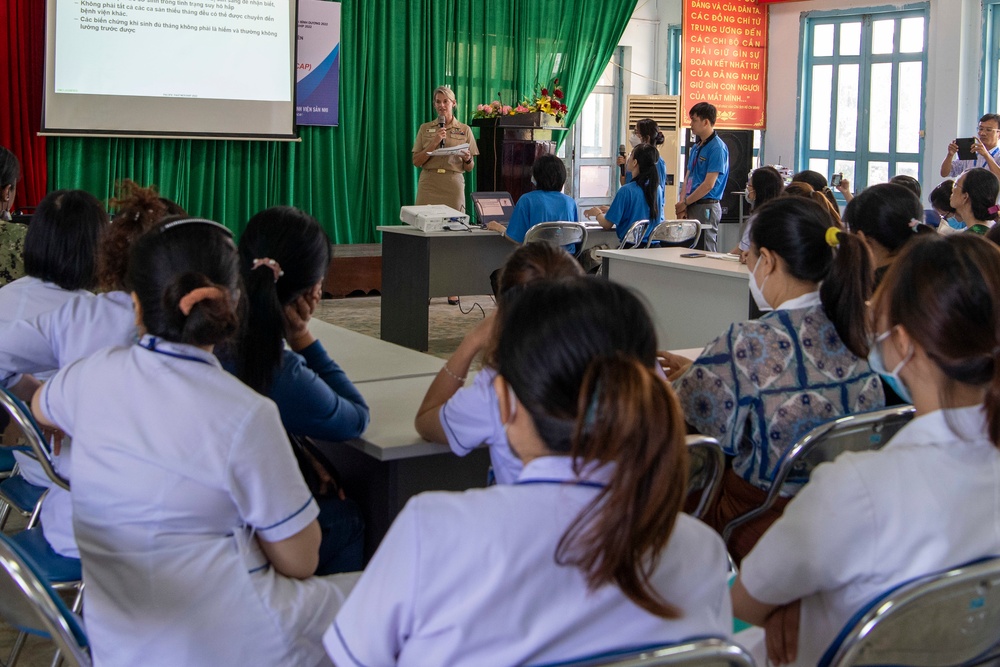 Pacific Partnership 2022 Participates in SMEE at Phu Yen Obstetrics Hospital