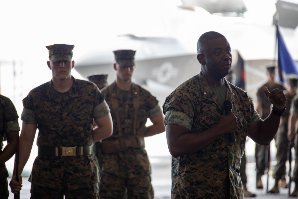 Dvids - Images - Mwss-171 Change Of Command Ceremony [image 5 Of 7]