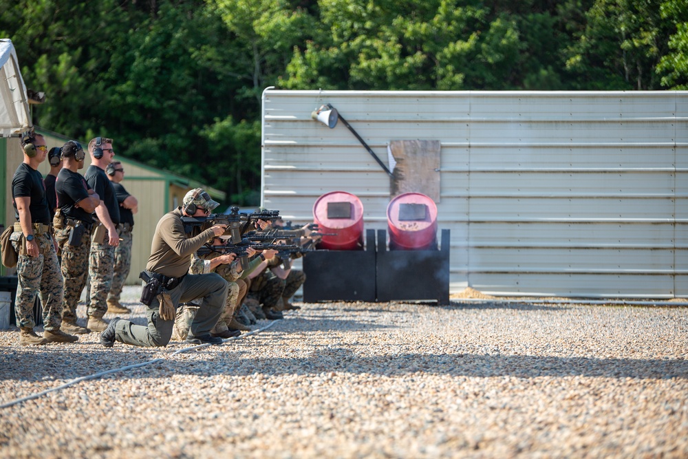 MCSFR CQB Instructors Train Alongside Organization Operators