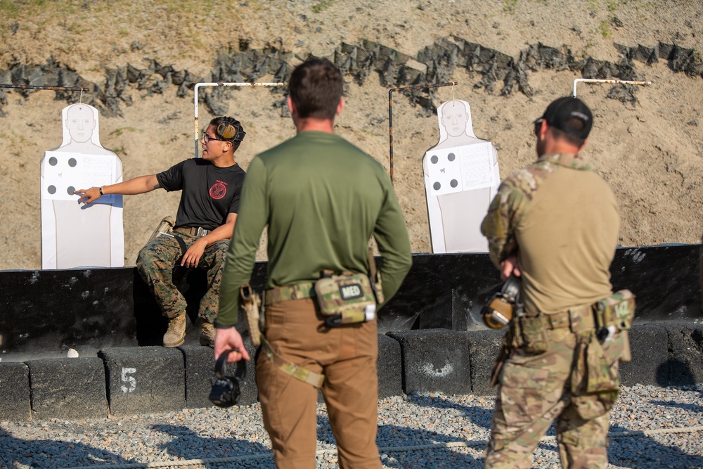 MCSFR CQB Instructors Train Alongside Organization Operators