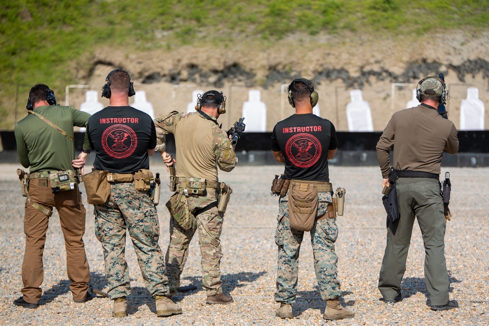 MCSFR CQB Instructors Train Alongside Organization Operators