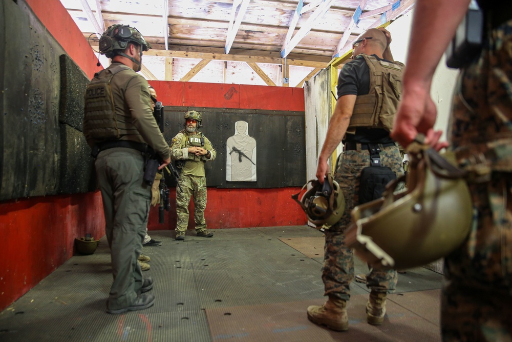 MCSFR CQB Instructors Train Alongside Organization Operators