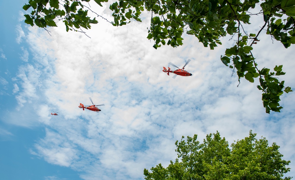 Air Station Atlantic City aircrews conduct formation flight