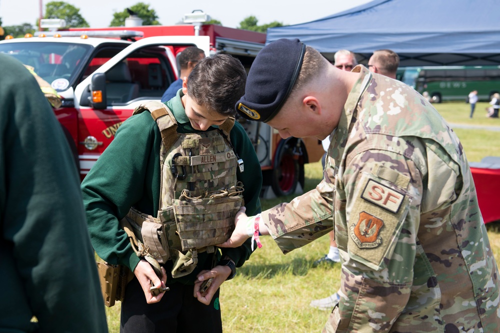 Air Force members join community in Cambridgeshire County Day