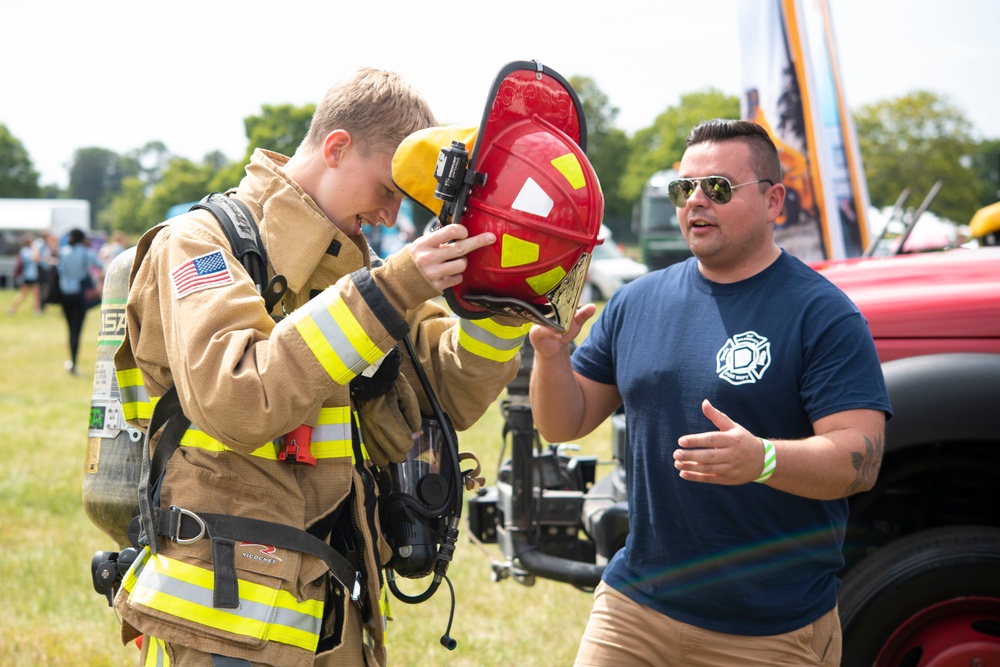 Air Force members join community in Cambridgeshire County Day