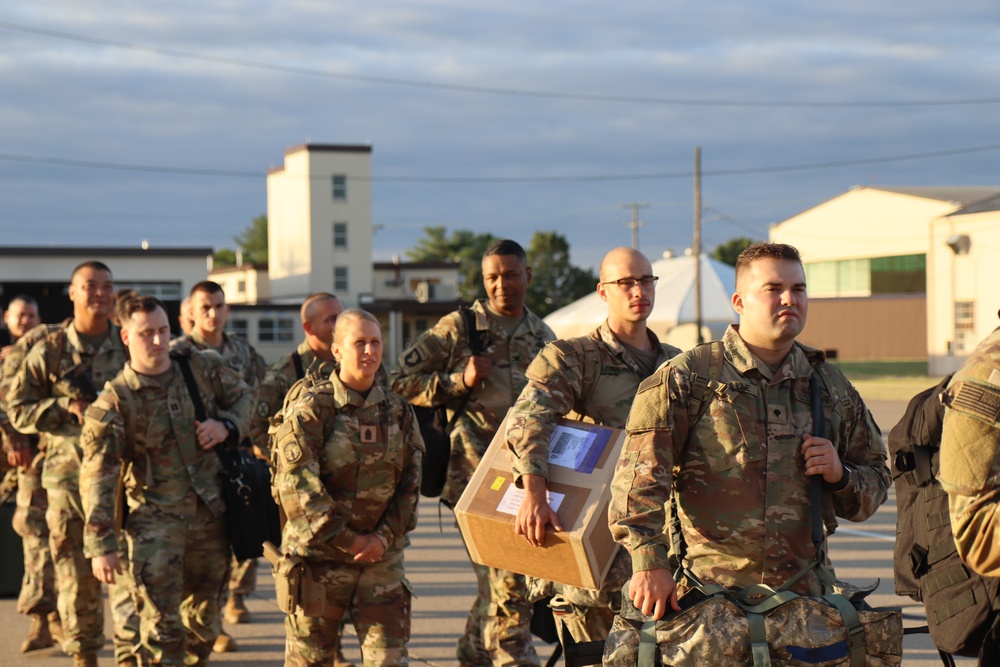 Elements of 101st Airborne Division join Strike on deployment to Europe