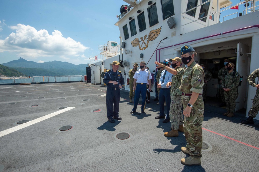 British Ambassador to Vietnam Visits USNS Mercy During Pacific Partnership 2022