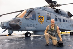 Canadian pilot conducts his first landing on foreign naval ship en route to RIMPAC 2022