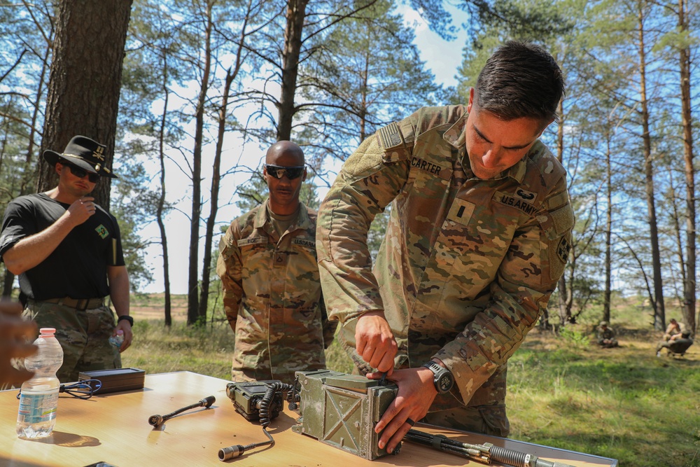 Spur Candidates Complete a Lane on Communications During Spur Ride, Poland