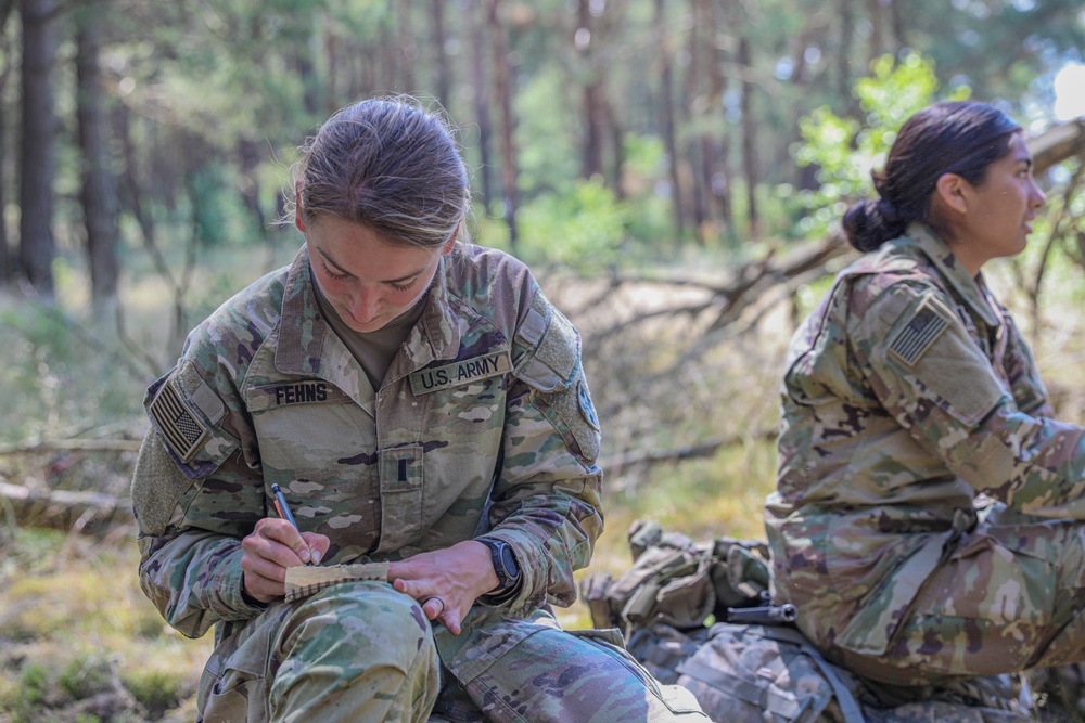 Spur Candidates Complete a Lane on Communications During Spur Ride, Poland