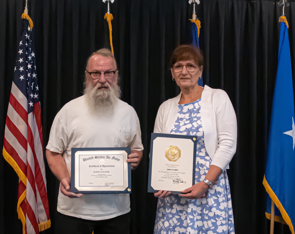 Length of service ceremony recognizes Ramstein civilians