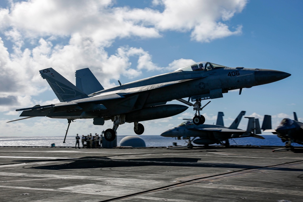 Abraham Lincoln conducts flight operations