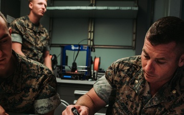 II MEF Innovation Campus hosts an additive manufacturing course with 4th Marine Aircraft Wing